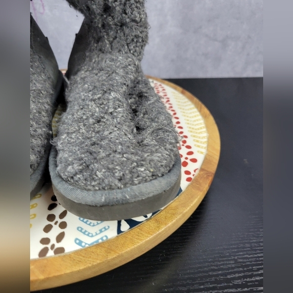 Ugg Womens Gray Australia Lattice Button Knit Tall Boots Size US 8 - Picture 9 of 16